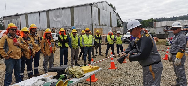 Saesa capacita a sus trabajadores en prevención de accidentes eléctricos con laboratorio móvil único en Chile