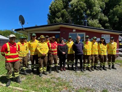 27 incendios forestales en toda la región: helicóptero llegó a apoyar combate al fuego