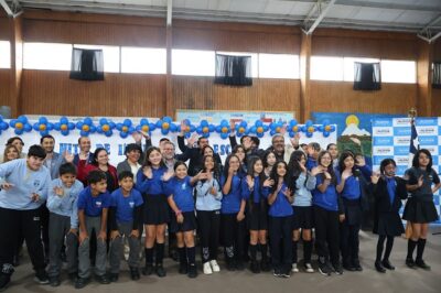 Comuna de Los Lagos recibió su año escolar en la Escuela Nevada
